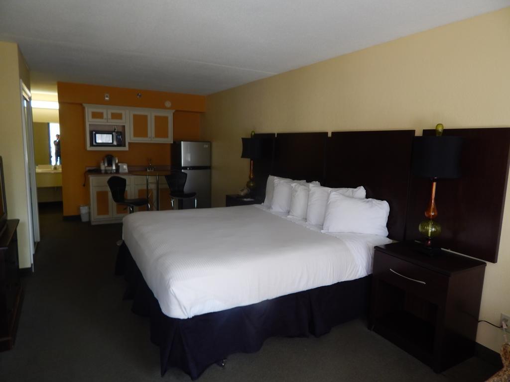 Ramada Branson Hotel And Resort Kültér fotó