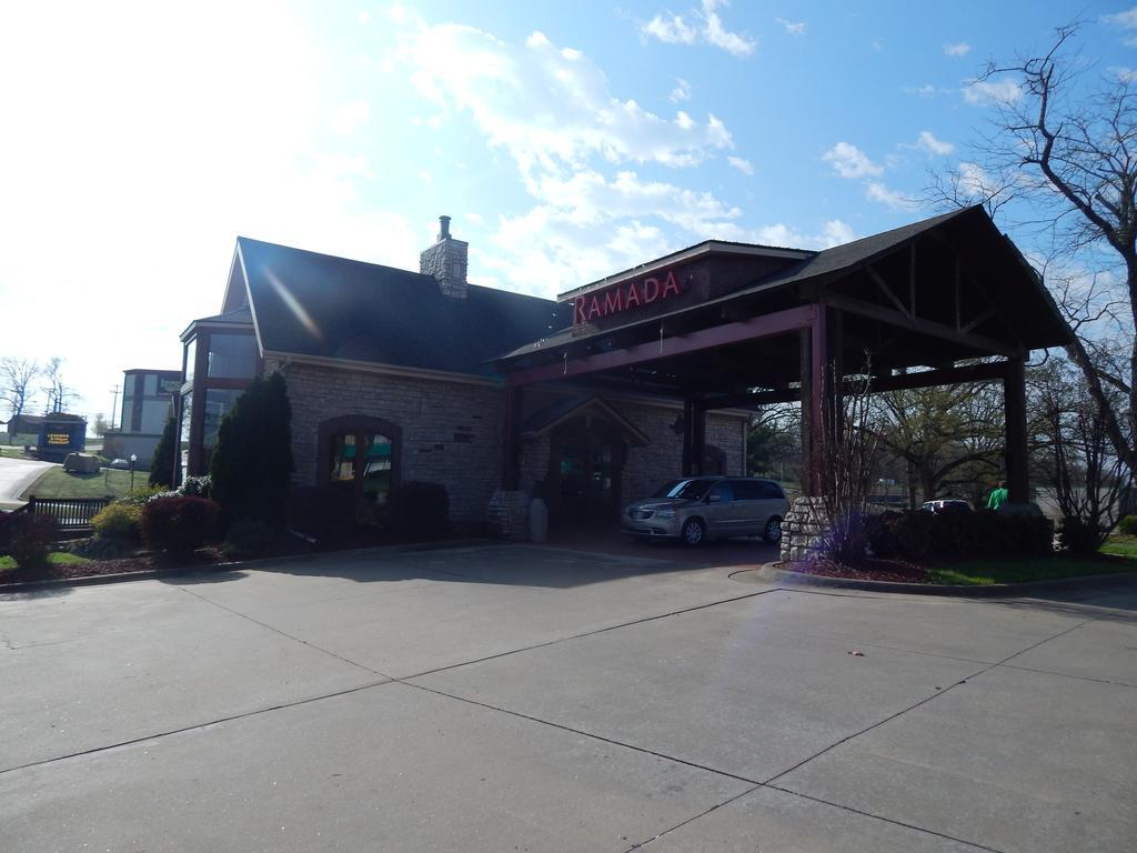 Ramada Branson Hotel And Resort Kültér fotó