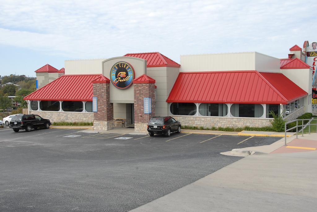 Ramada Branson Hotel And Resort Kültér fotó