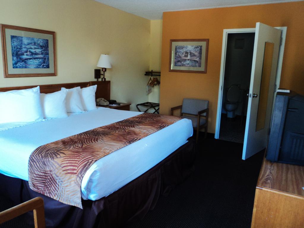 Ramada Branson Hotel And Resort Szoba fotó